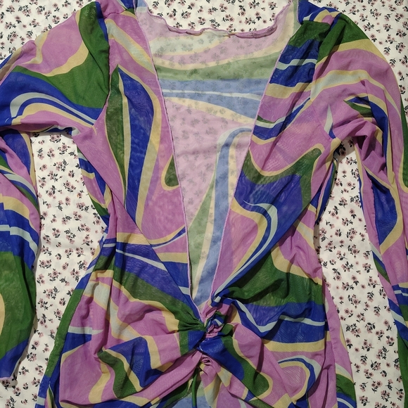 Colorful Swirl Patterned Top - Picture 8 of 8